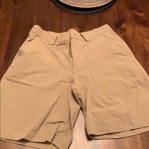 Under Armour Golf Shorts 32”
